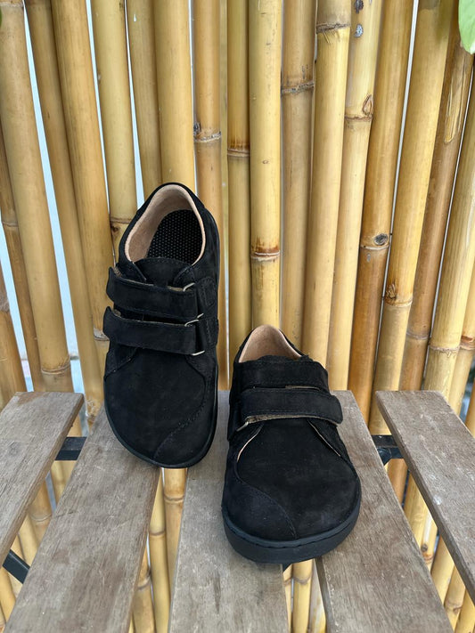 Pegres - BF54 - All-Black Shoes